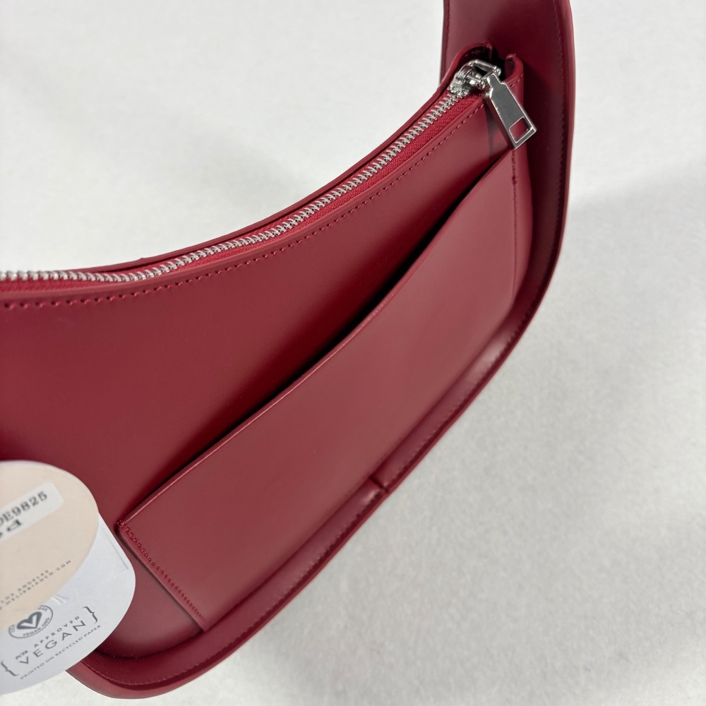 NWT $140 Bianco Willow Vegan Leather Asymmetrical Shoulder Bag Crescent Purse - Picture 7 of 12